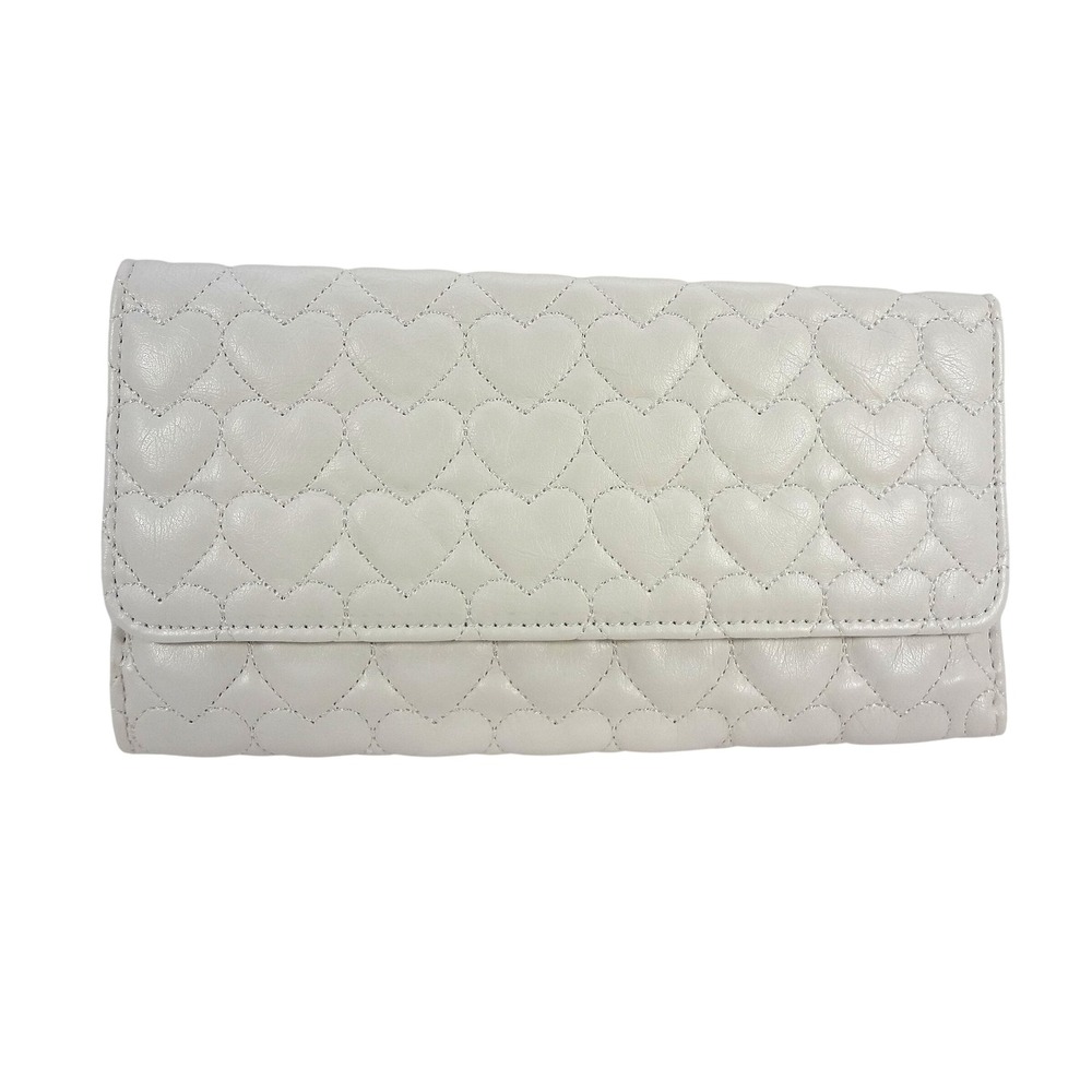 NWT Modo Bella White‎ Quilted Heart Long Wallet Clutch Purse Snap Closure